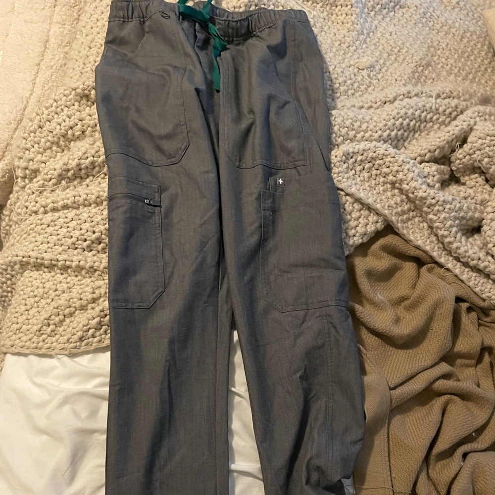 Figs Graphite XS Scrub Pants